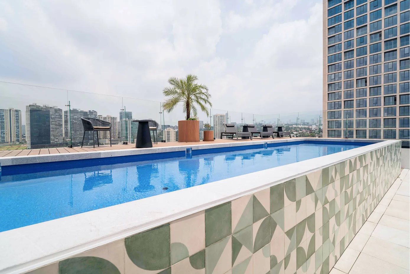 pool at Smart Rent Interlomas