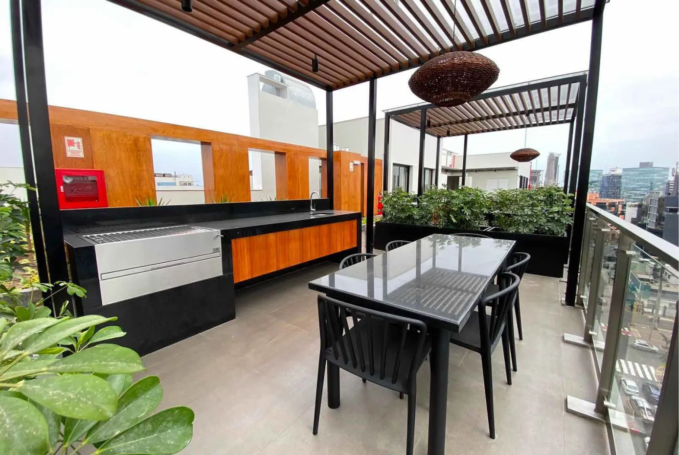 Grill area at Smart Rent Juan de Arona