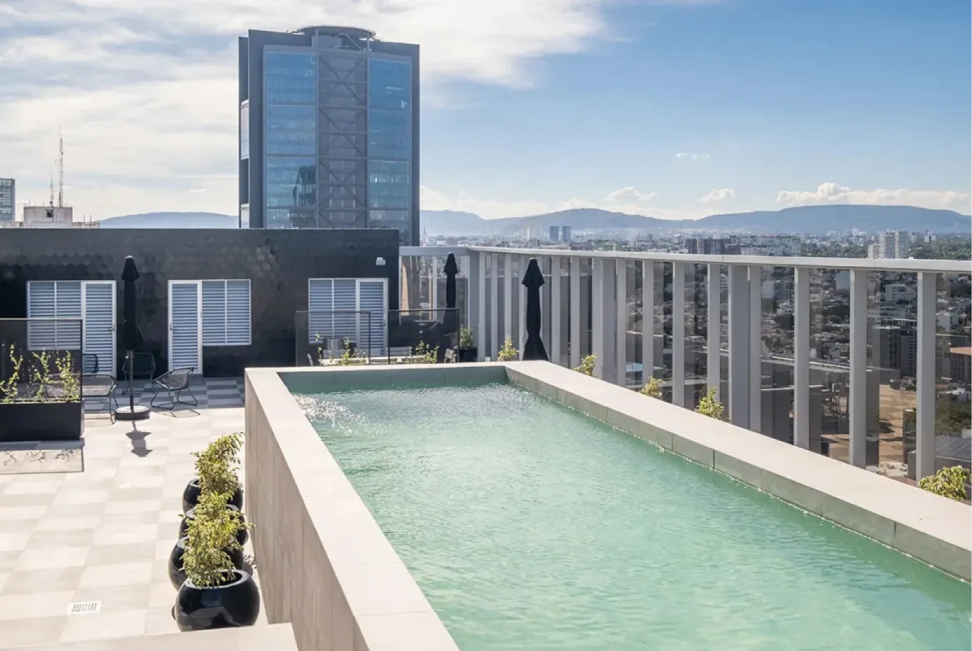 Pool at Smart Rent Las Américas